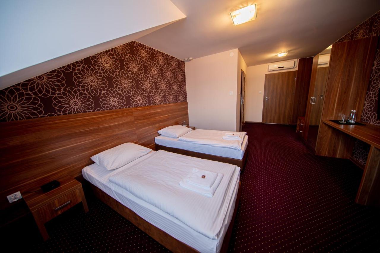 Aparthotel Babilon Krzeszów Zewnętrze zdjęcie